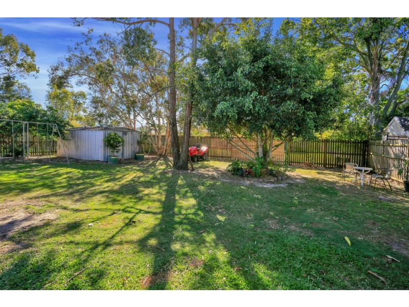 103 Hammond Street, Urangan QLD 4655