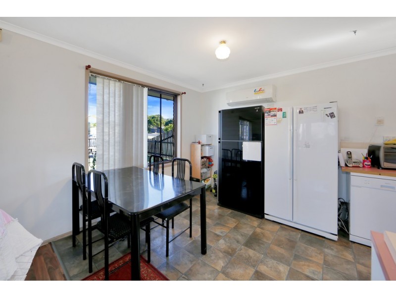 103 Hammond Street, Urangan QLD 4655