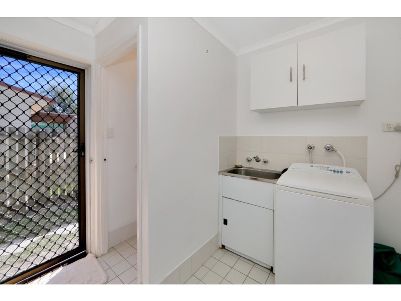 103 Hammond Street, Urangan QLD 4655