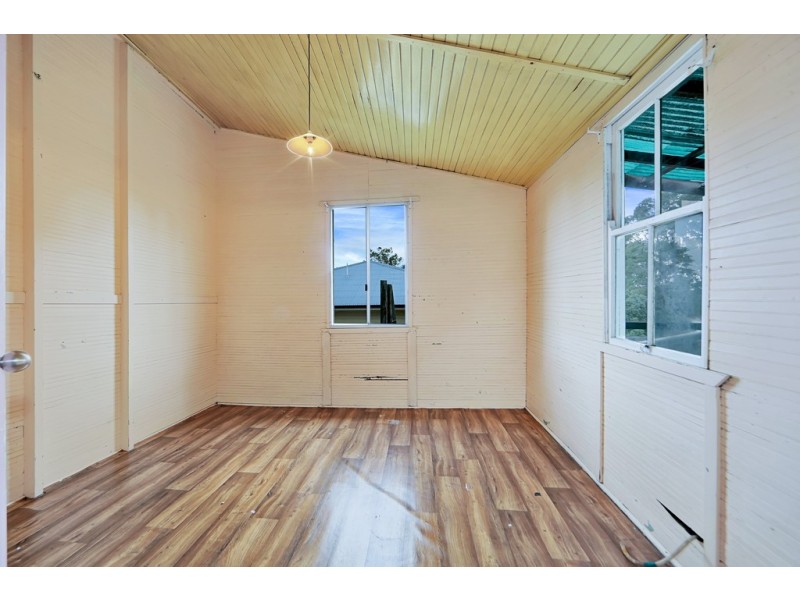 73 Dundas Street, Granville QLD 4650