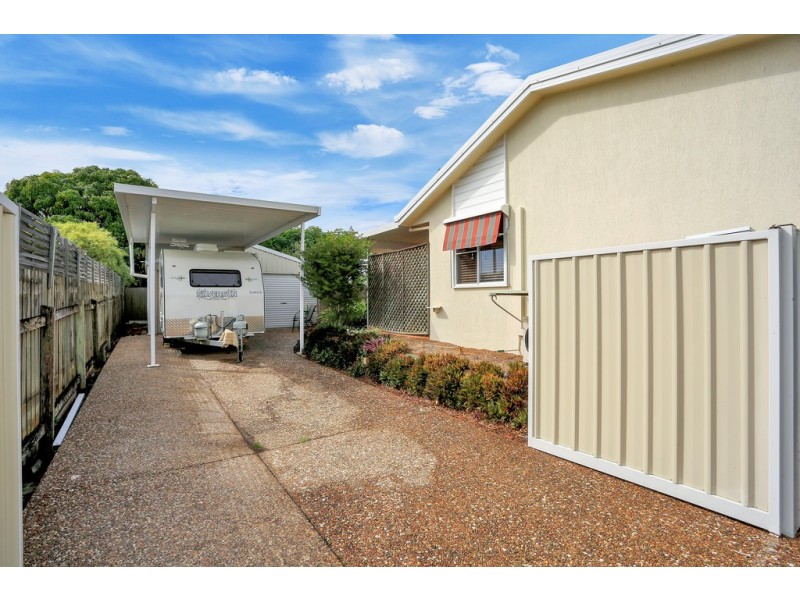 15 Mayfair Street, Point Vernon QLD 4655