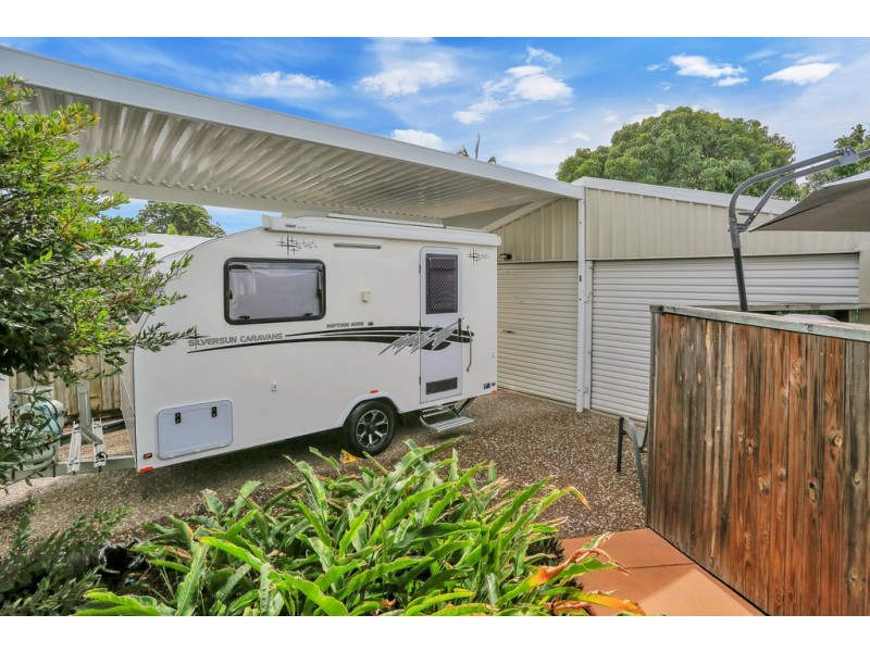 15 Mayfair Street, Point Vernon QLD 4655