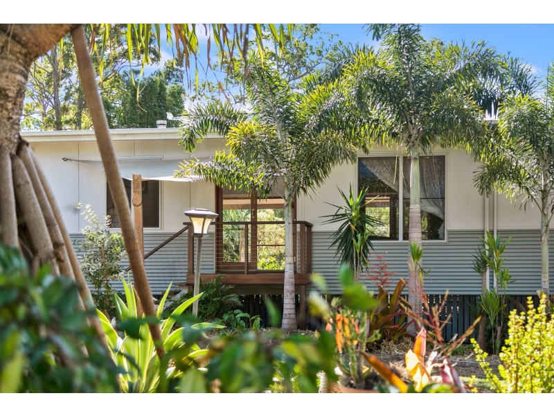 40 Dreamtime Avenue, Burrum Heads QLD 4659
