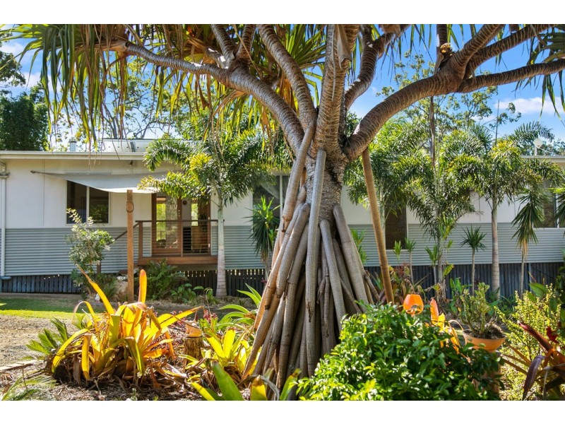 40 Dreamtime Avenue, Burrum Heads QLD 4659
