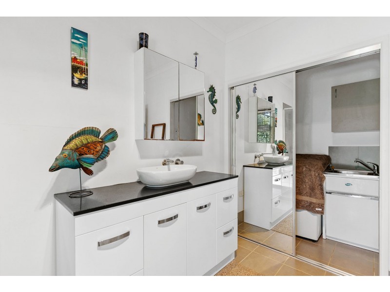 40 Dreamtime Avenue, Burrum Heads QLD 4659