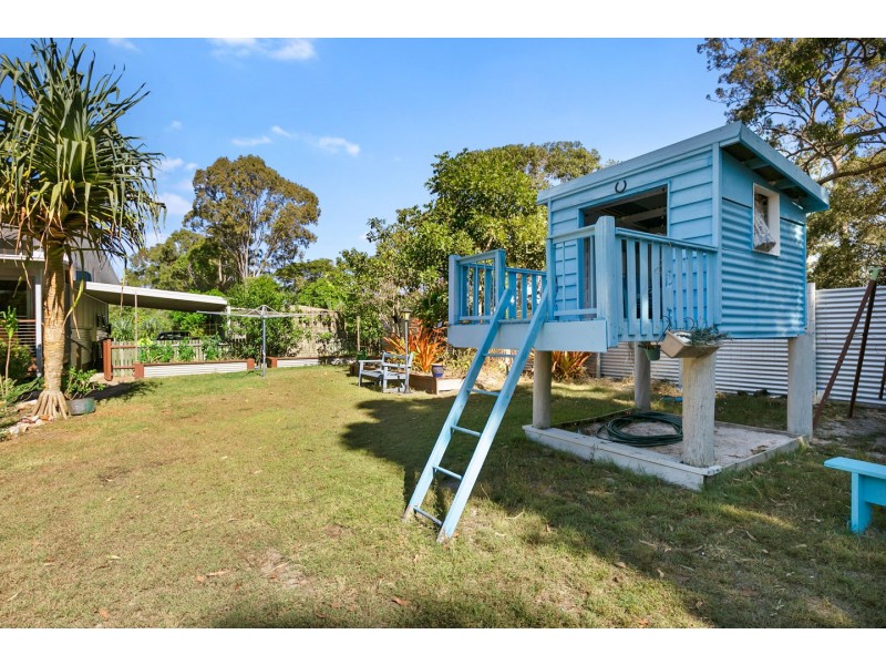 40 Dreamtime Avenue, Burrum Heads QLD 4659