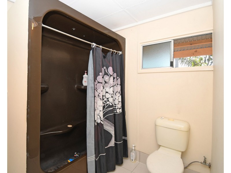 20 Maple Street, Pialba QLD 4655