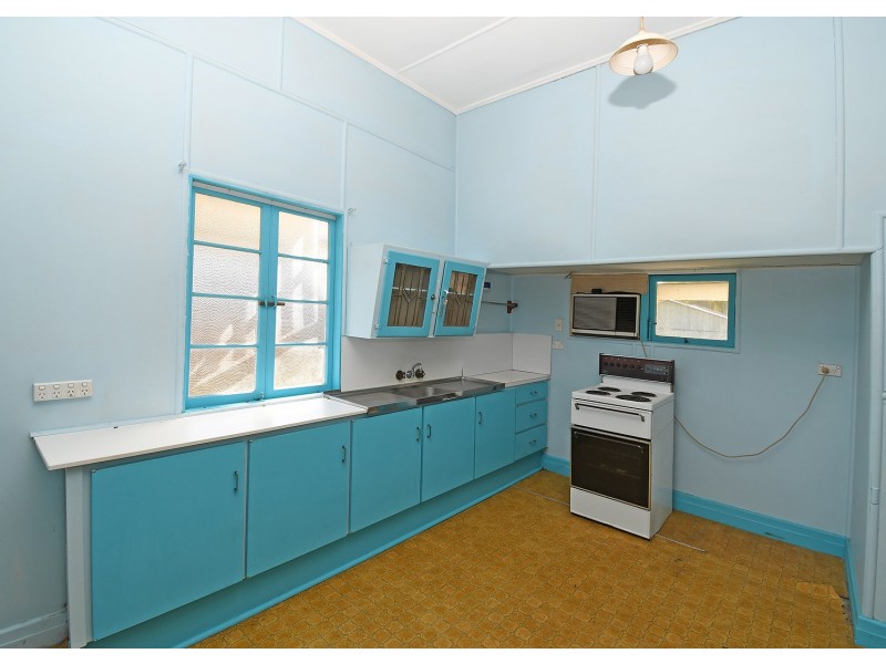 6 Maryborough Street, Granville QLD 4650