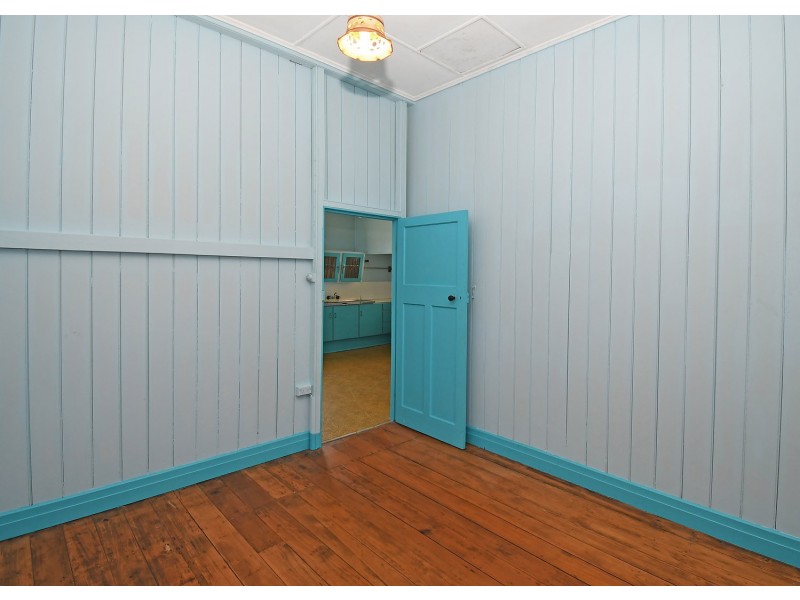 6 Maryborough Street, Granville QLD 4650