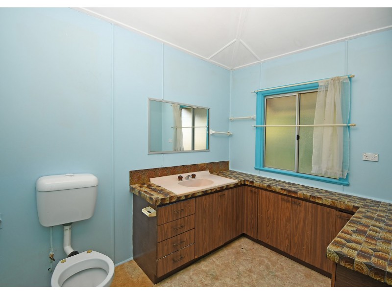 6 Maryborough Street, Granville QLD 4650