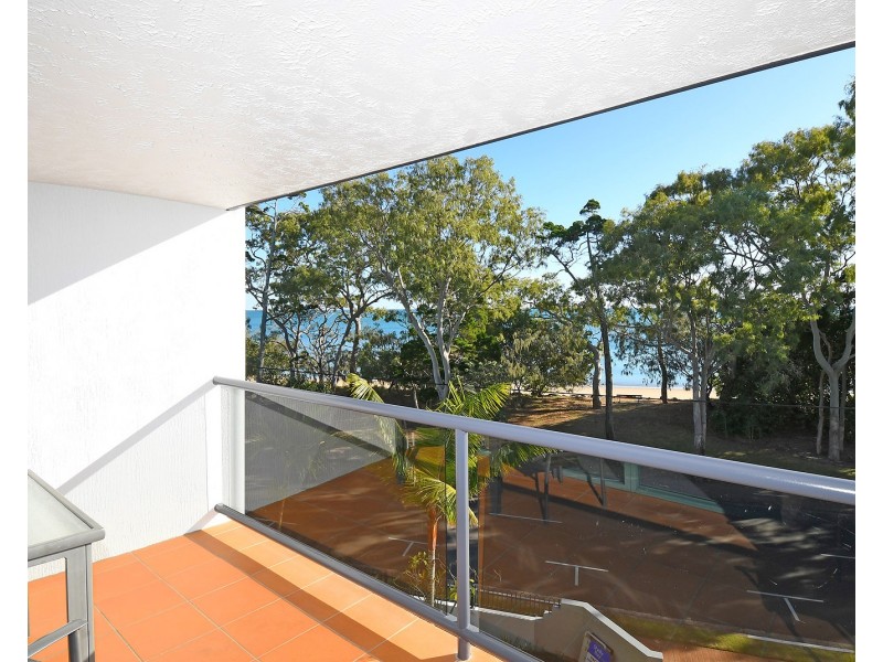 27/465 Esplanade, Torquay QLD 4655