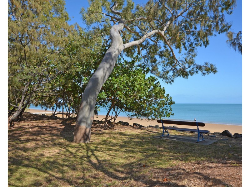 27/465 Esplanade, Torquay QLD 4655