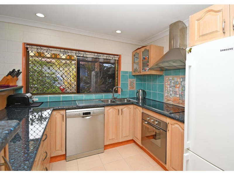 3 Barilba Street, Scarness QLD 4655