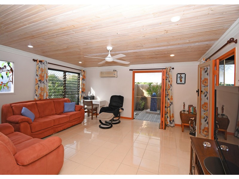 3 Barilba Street, Scarness QLD 4655