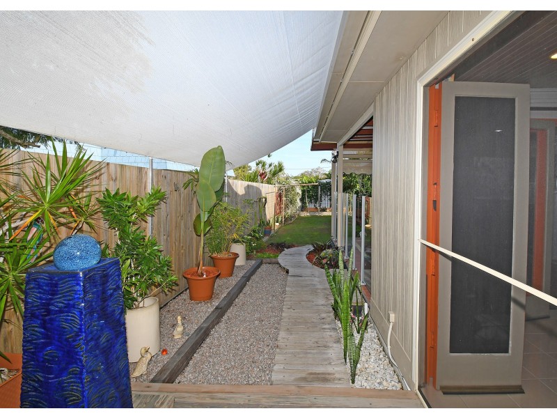 3 Barilba Street, Scarness QLD 4655