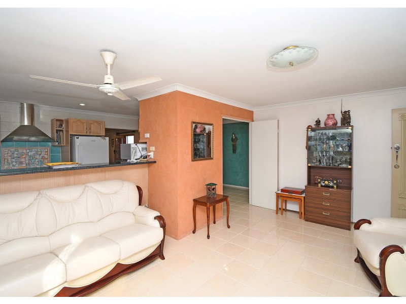 3 Barilba Street, Scarness QLD 4655