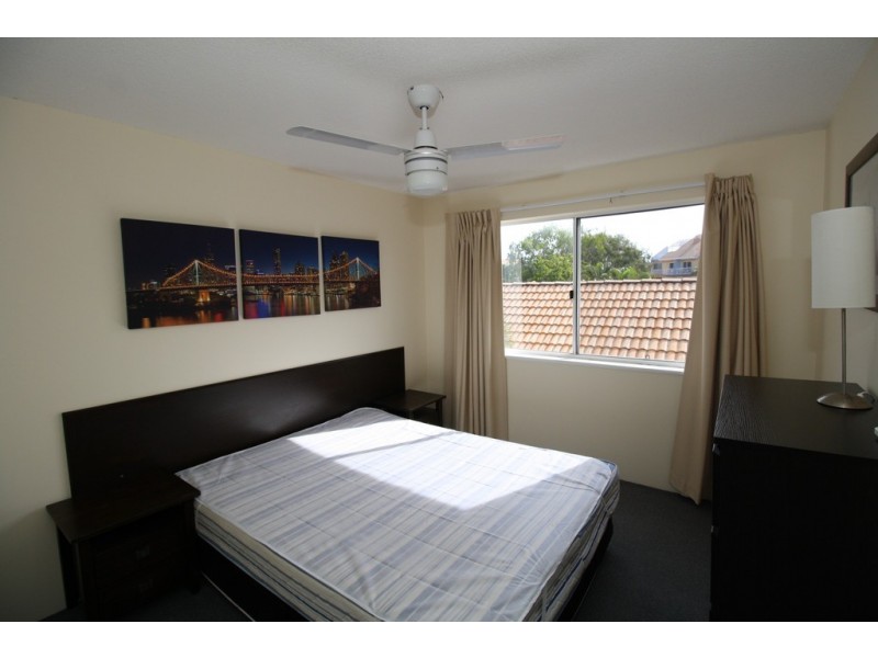 35/17 Buccaneer Ave (Great Sandy Straits Marina Resort), Urangan QLD 4655