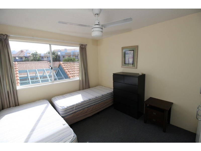 35/17 Buccaneer Ave (Great Sandy Straits Marina Resort), Urangan QLD 4655