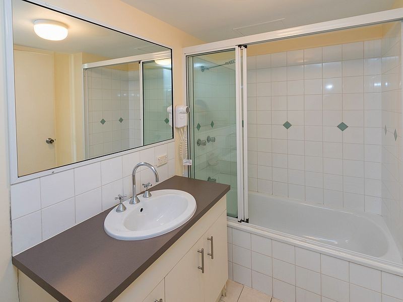 35/17 Buccaneer Ave (Great Sandy Straits Marina Resort), Urangan QLD 4655