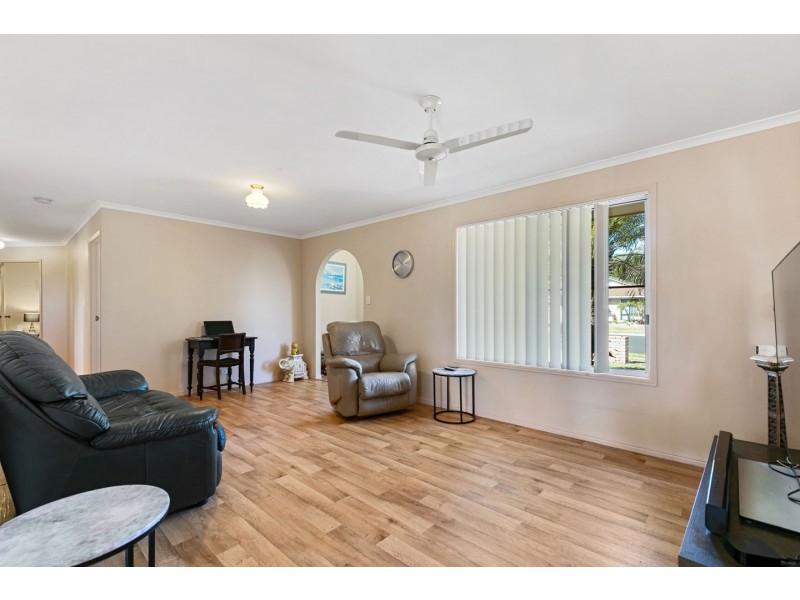 209 Dayman Street, Urangan QLD 4655