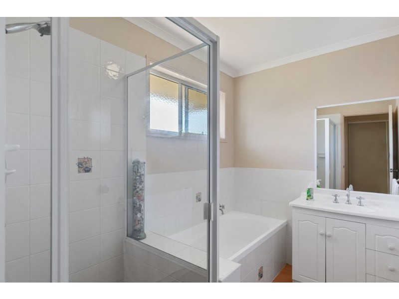 209 Dayman Street, Urangan QLD 4655