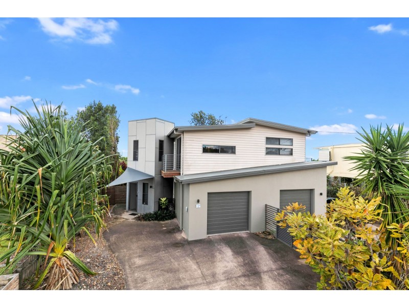 2/15 Jensen Drive, Urraween QLD 4655