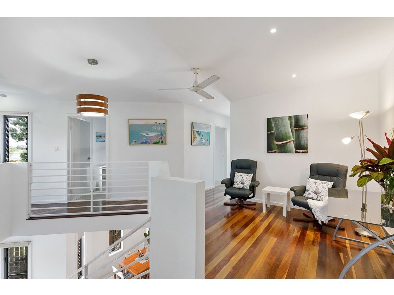 2/15 Jensen Drive, Urraween QLD 4655