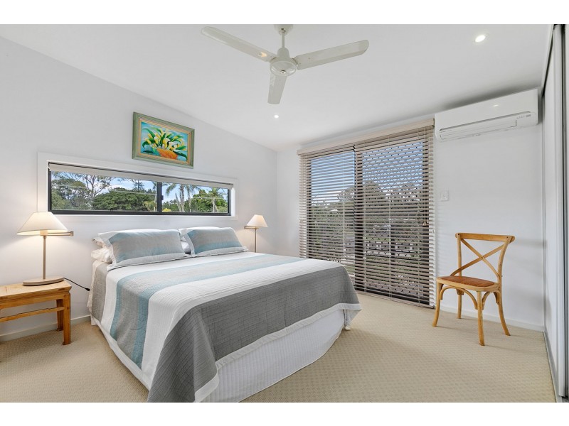 2/15 Jensen Drive, Urraween QLD 4655
