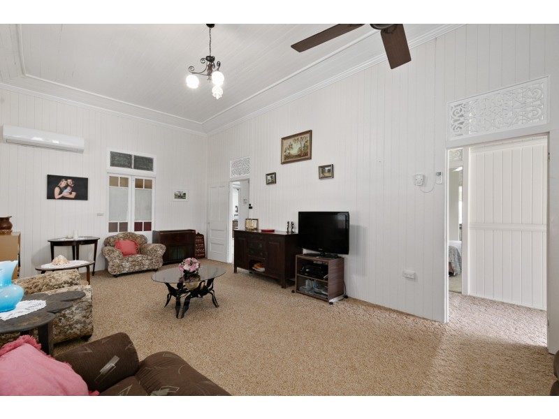 173 Long Street, Point Vernon QLD 4655