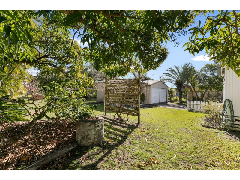 173 Long Street, Point Vernon QLD 4655