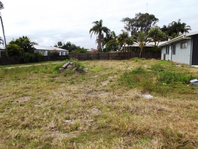 60 Honiton Street, Torquay QLD 4655
