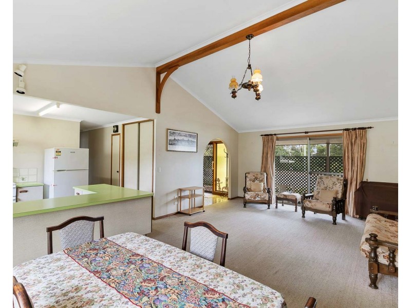 261 Boat Harbour Drive, Scarness QLD 4655