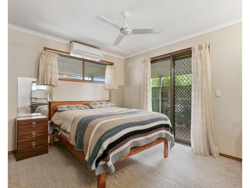 261 Boat Harbour Drive, Scarness QLD 4655