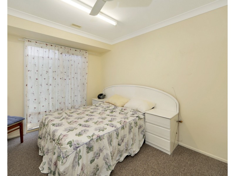 10 Wyuna Court, Urangan QLD 4655