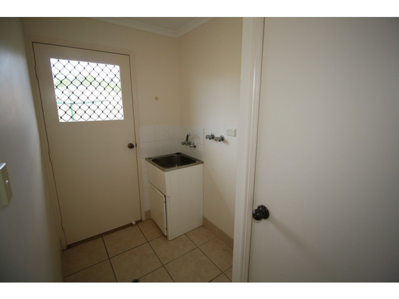 2/25 Sharyn Court, Point Vernon QLD 4655