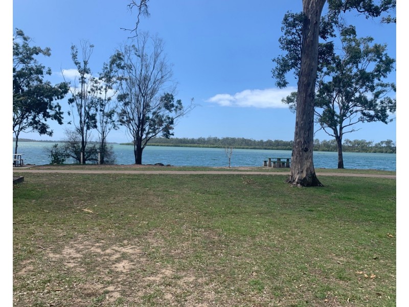 37 Travis Street, Buxton QLD 4660