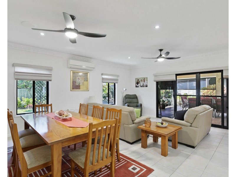 20 Warringal Court, Burrum Heads QLD 4659