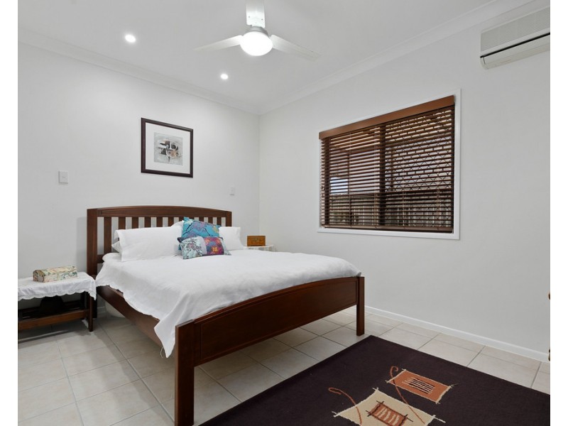 20 Warringal Court, Burrum Heads QLD 4659