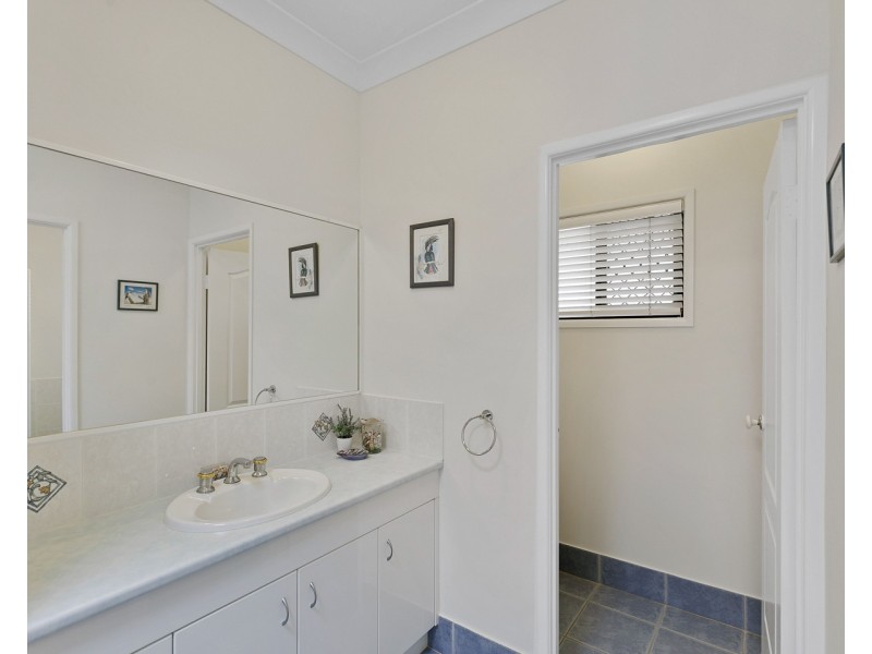 20 Warringal Court, Burrum Heads QLD 4659