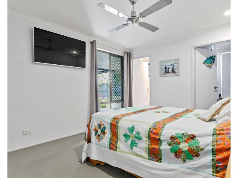 15 Maryanne Court, Point Vernon QLD 4655