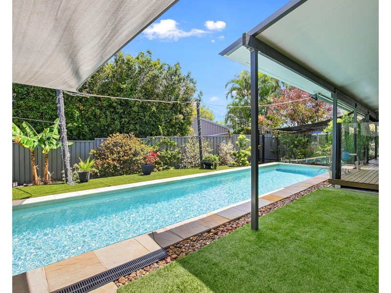 15 Maryanne Court, Point Vernon QLD 4655
