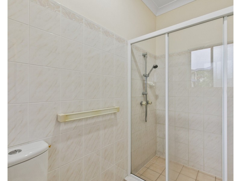 4 Sovereign Court, Urraween QLD 4655