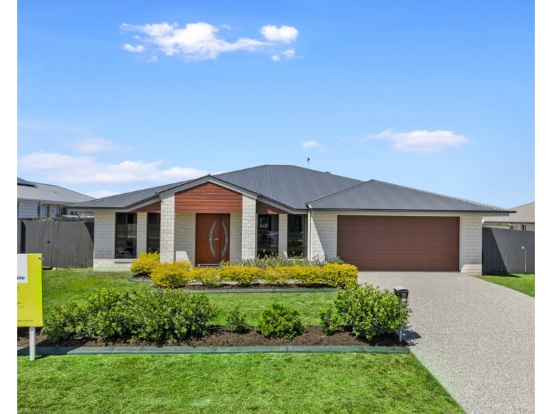 39 Spring Way, Nikenbah QLD 4655
