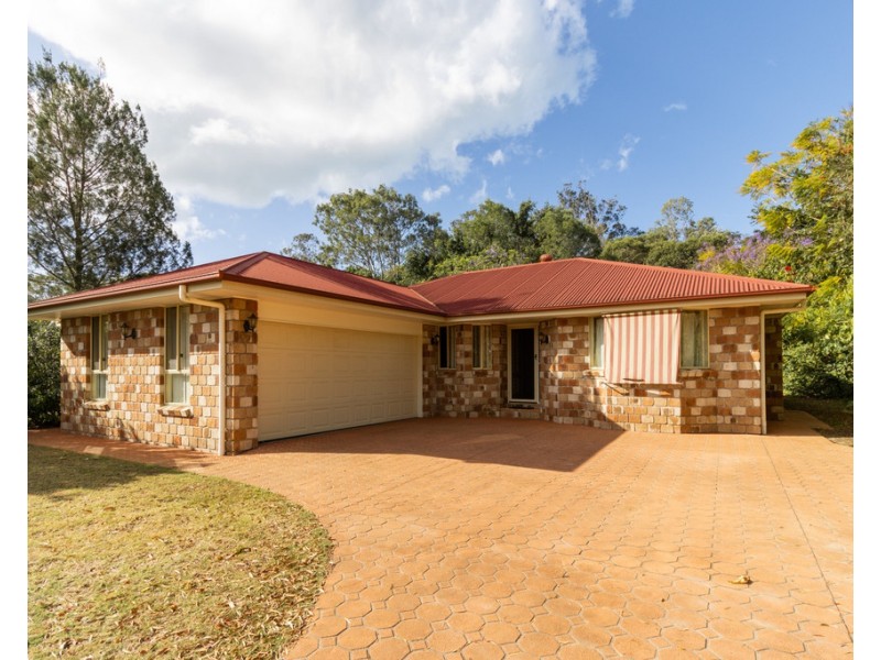 170 Kingfisher Parade, Toogoom QLD 4655