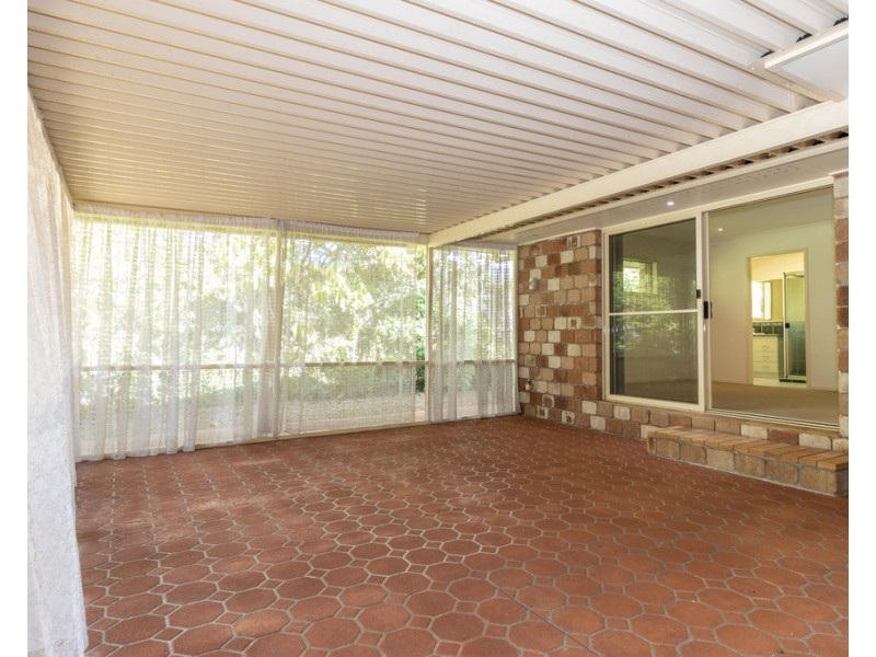 170 Kingfisher Parade, Toogoom QLD 4655