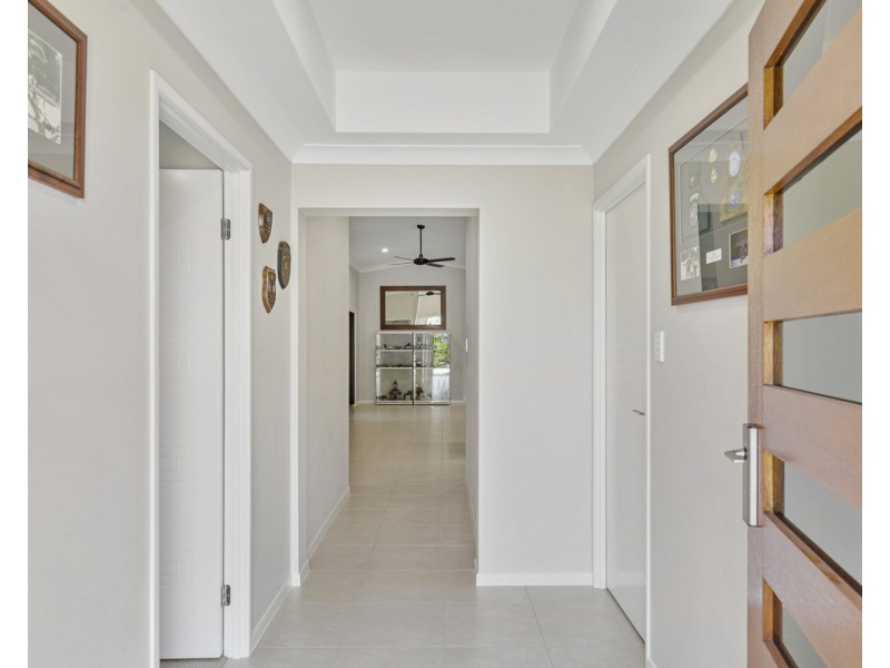 34 Sirenia Drive, Burrum Heads QLD 4659