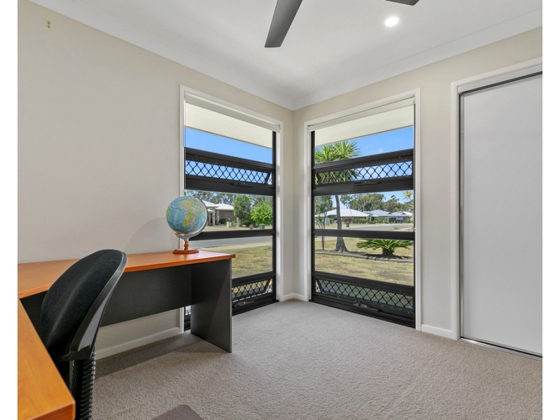 34 Sirenia Drive, Burrum Heads QLD 4659