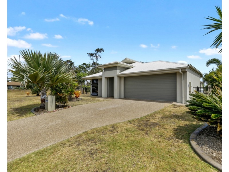 34 Sirenia Drive, Burrum Heads QLD 4659