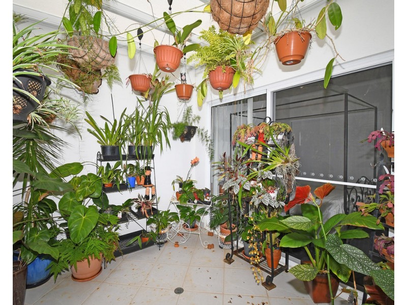 2/10 Beachside Court, Toogoom QLD 4655