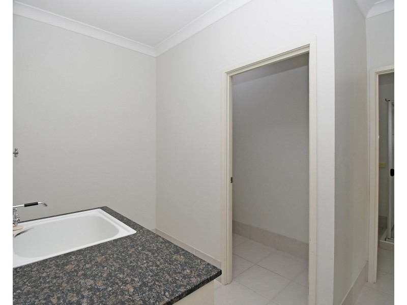 2/10 Beachside Court, Toogoom QLD 4655